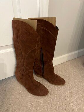 MIA Cognac Suede Knee-High Boots 8.5M — Barely Worn